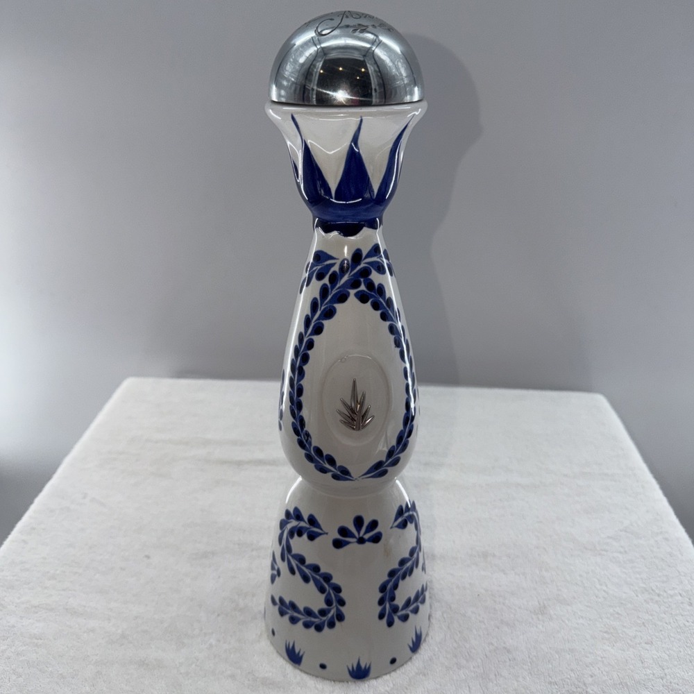 Clase Azul Reposado Tequila White And Blue Empty Bottle 750ml Rinsed & Cleaned